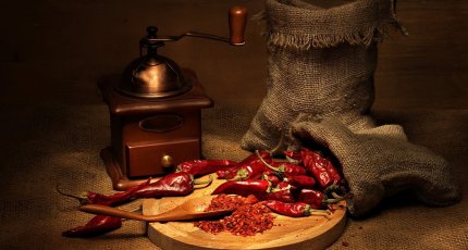 Рецепт жгучей перцовой настойки для роста волос, как использовать правильно с маской